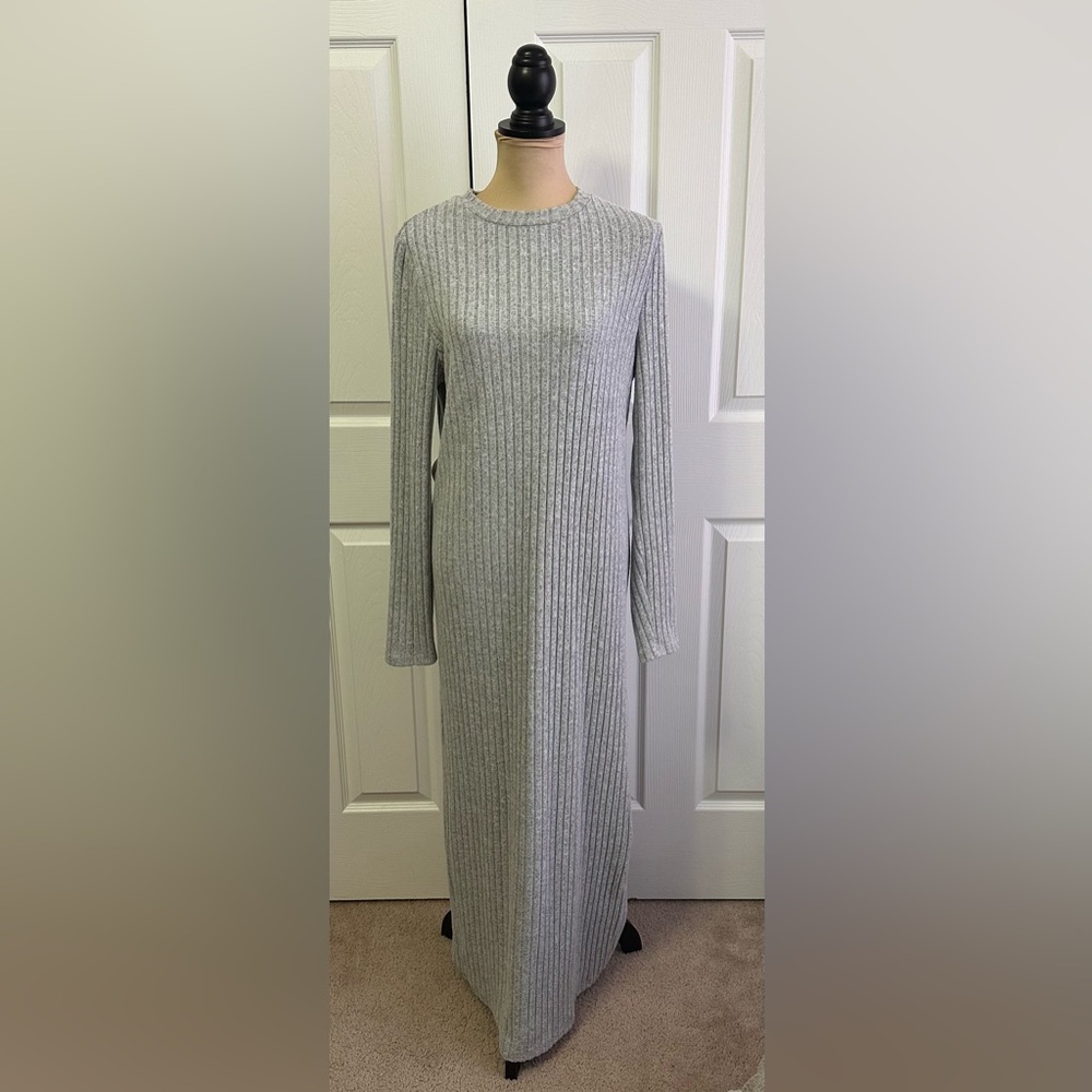 Elegant Long Sleeve Gray Knit Dress